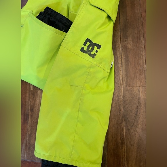 DC snow bibs - Picture 5 of 11